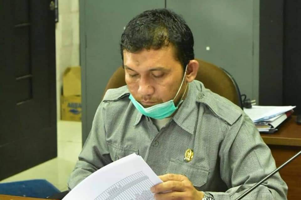 1619502398-Forletnews com-Ketua Komisi III, Yasser Hamidi dalam RDP dengan Manajemen RS  Syafira Pekanbaru