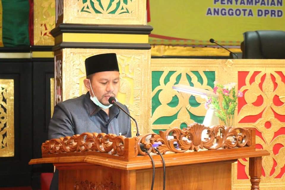 1619516799-Forletnews com-pidato perwakilan anggota DPRD 6 Dapil dalam laporan resesnya (3)